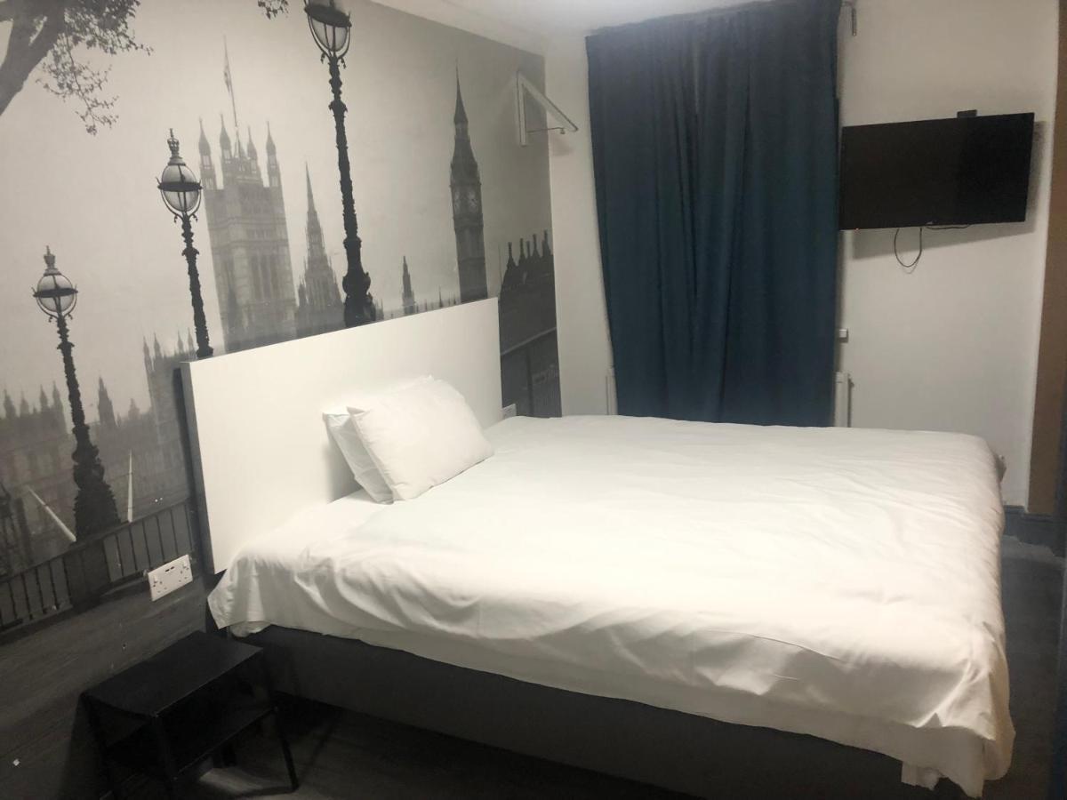 Barking Park Hotel מראה חיצוני תמונה