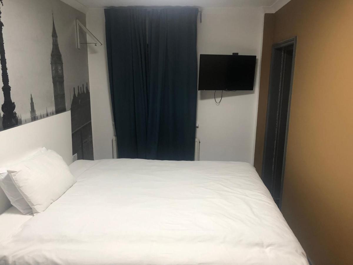 Barking Park Hotel מראה חיצוני תמונה